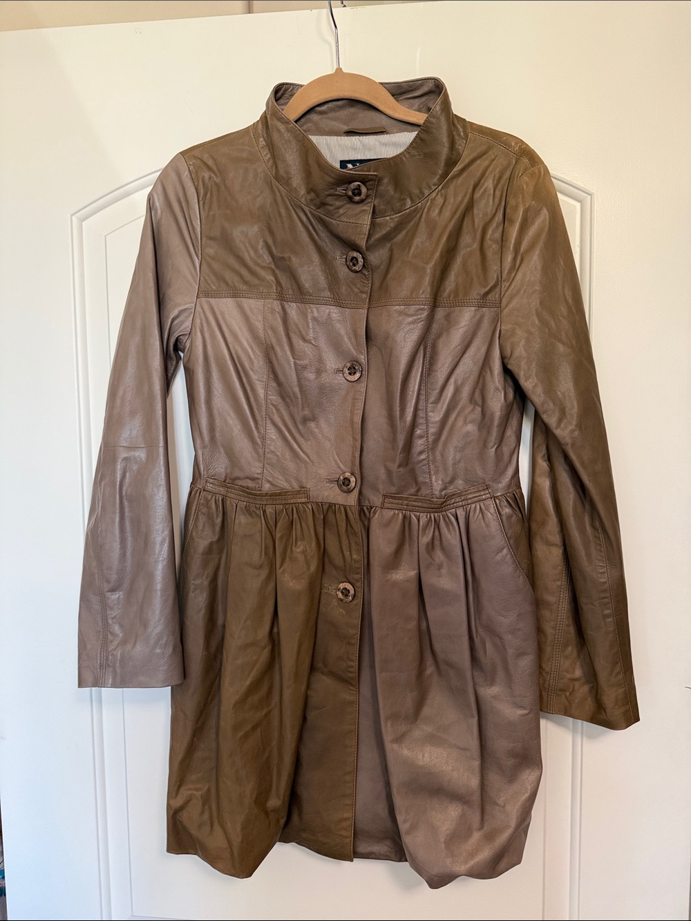 NOI Firenze Women’s Brown Leather Coat